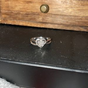 Kay jewelers heart ring